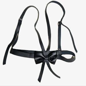 Elegant Black Bow Harness